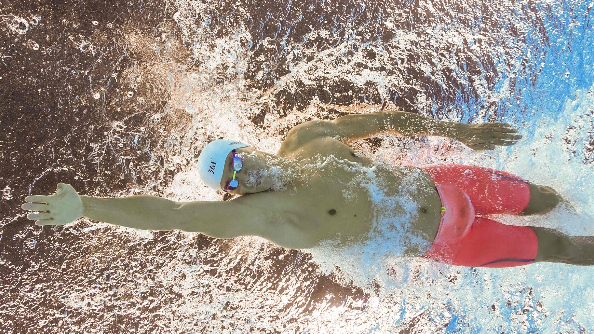 捷克队惊险取胜波黑：晋级半决赛实力尽显，捷克 世界波